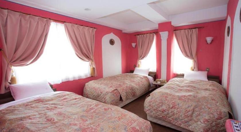 Arabian Art Hotel & Gallery Ондзюку Экстерьер фото