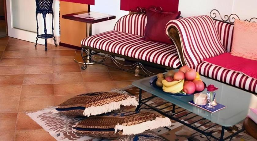 Arabian Art Hotel & Gallery Ондзюку Экстерьер фото